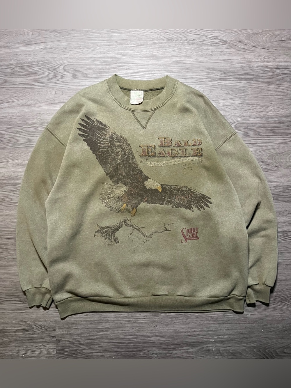 90s Faded Bald Eagle Nature Spirit Lake outfitters made in USA crewneck XL